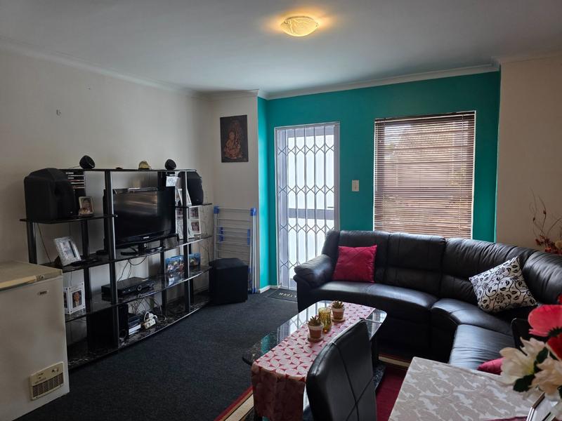 2 Bedroom Property for Sale in Townsend Estate Western Cape